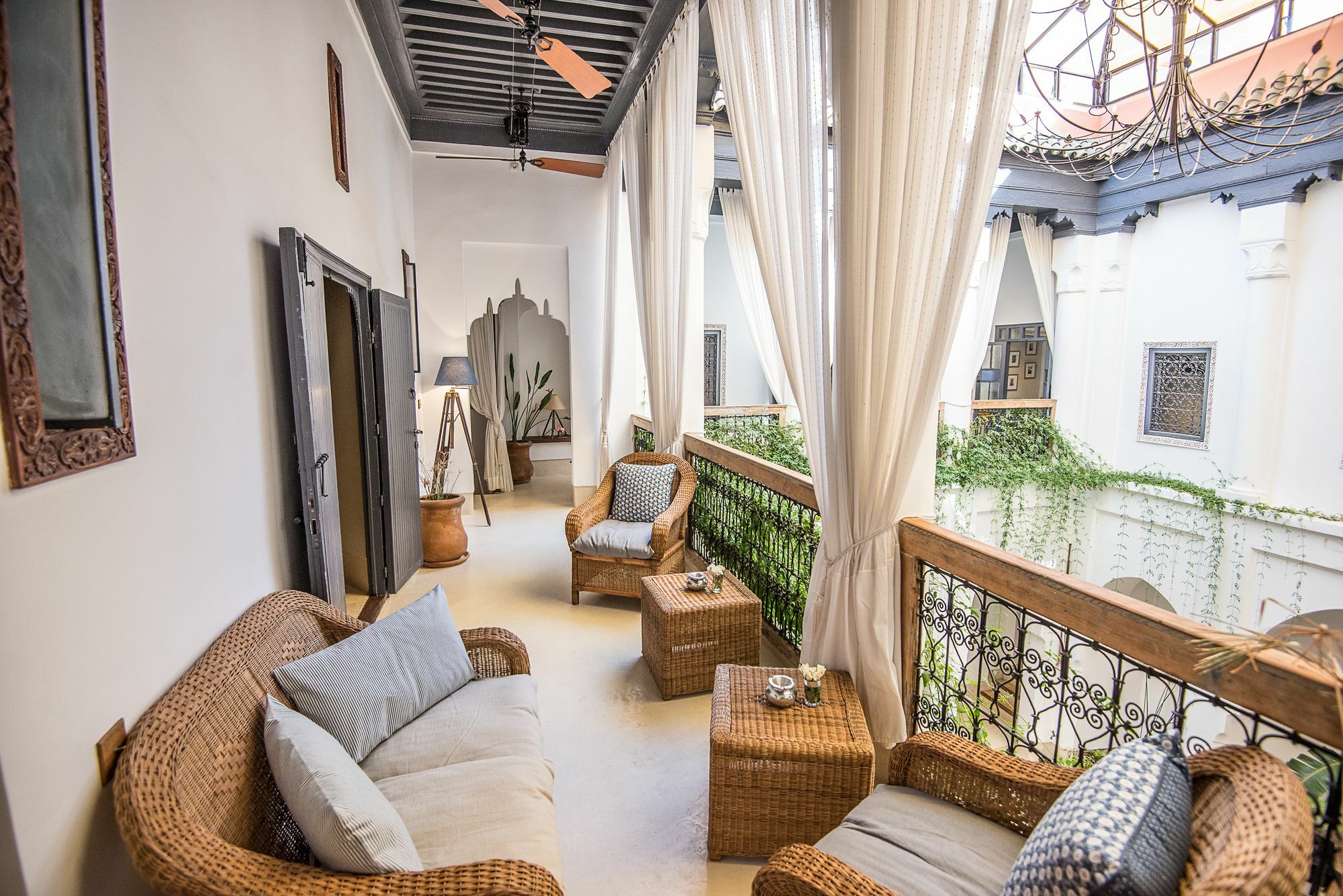 Riad & Spa Demeure Bois Precieux - Adults Only Marrakesh Exterior photo