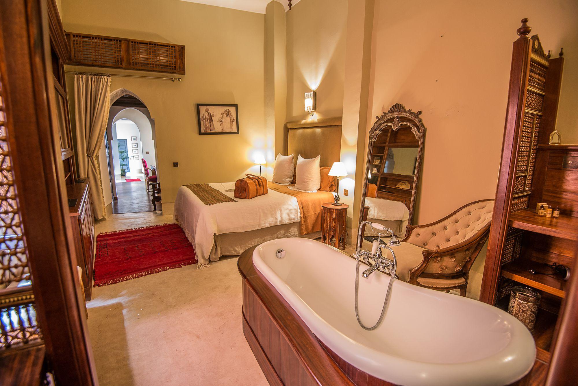 Riad & Spa Demeure Bois Precieux - Adults Only Marrakesh Exterior photo